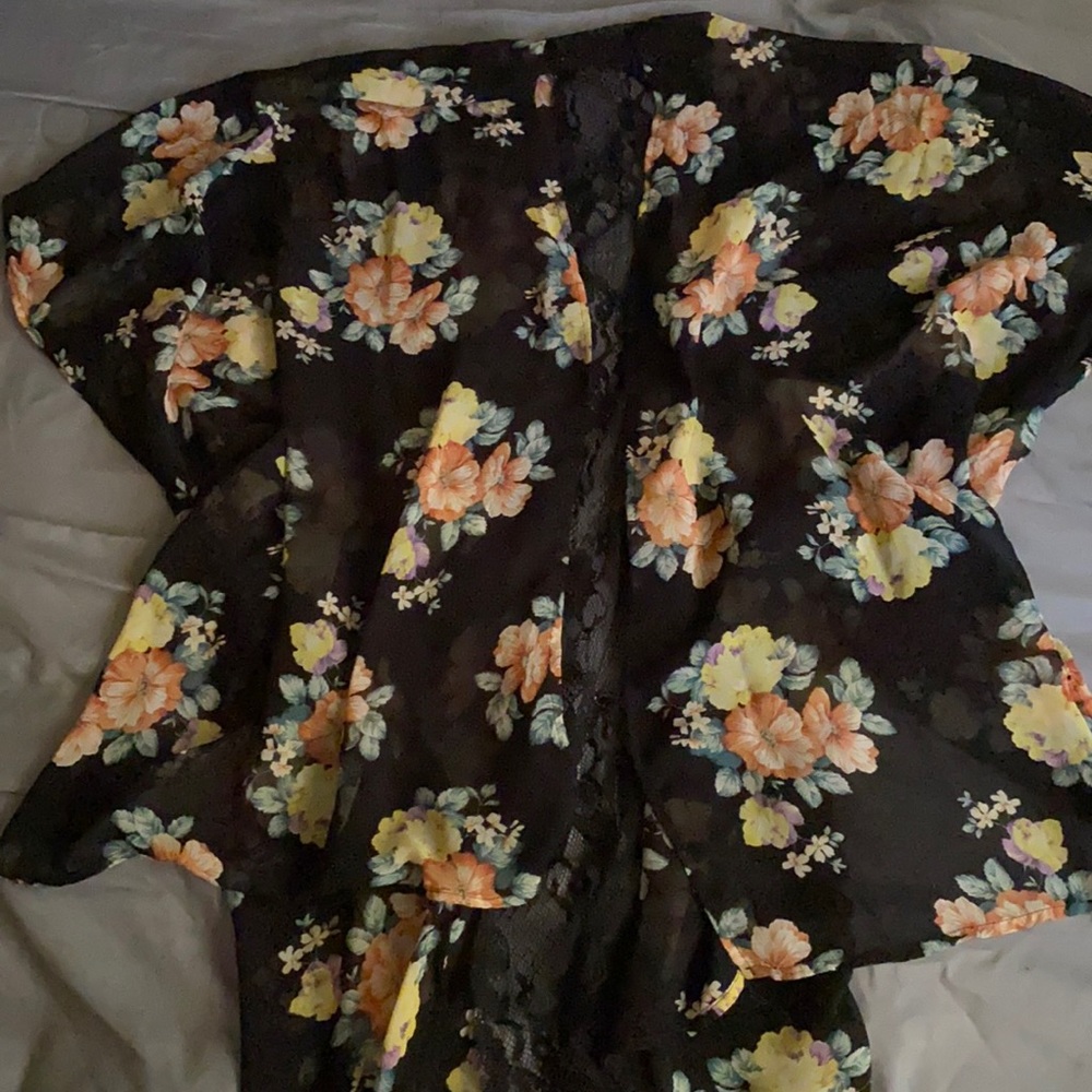 Floral cardigan with lace back, size one fits all